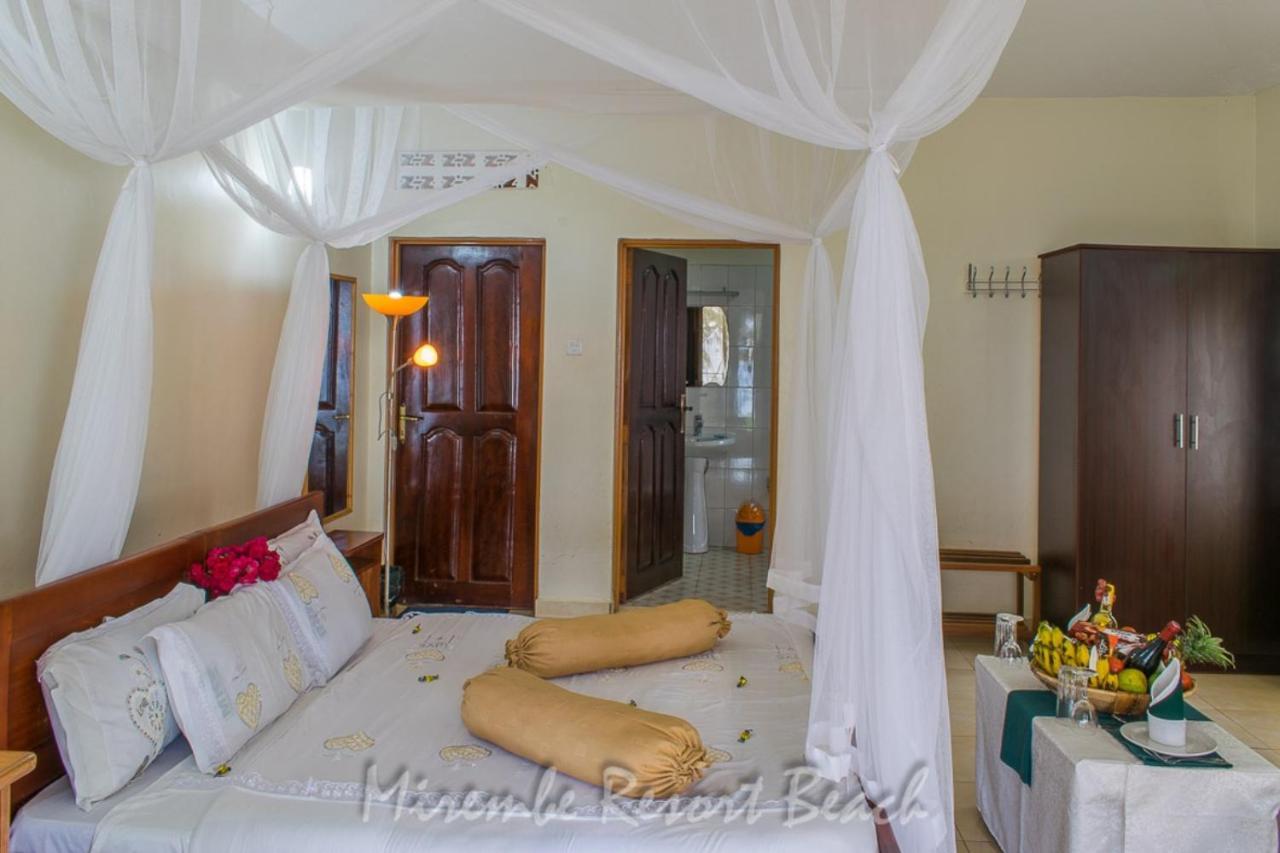 Mirembe Resort Beach Hotel Ssese Kalangala Exterior foto